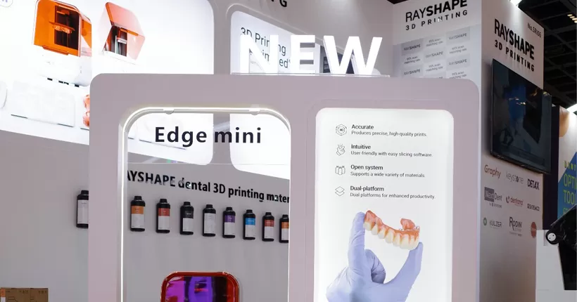 Inicio fuerte de Año Nuevo | RAYSHAPE aturde en La Exposición Dental Internacional de Dubai, exposición temprana de nuevos productos, mini chispas, discusiones climatizadas